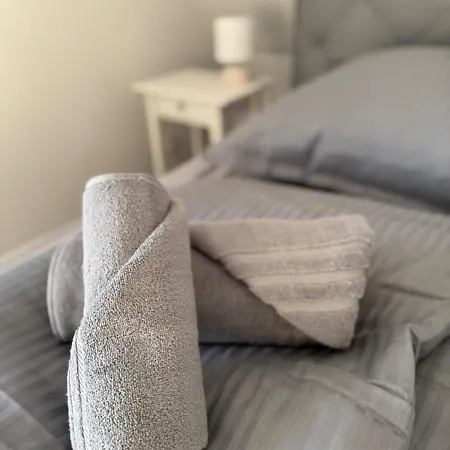 公寓 Schoene Am Waldrand *